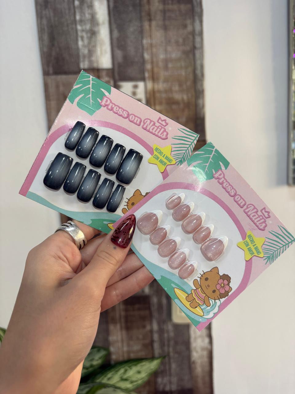 Set de uñas Press On con diseño francesita rosa — M&A Beauty Spa